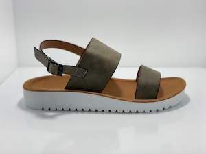 Footwear: Nina Sandal Los Cabos