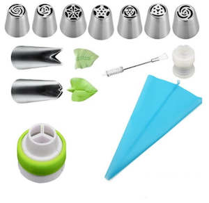 Piping Equipment: 13 pcs russian piping tips, leaf tips and accessories