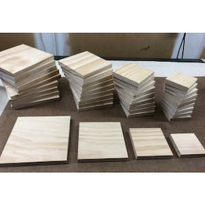 Wooden Square (9cm)