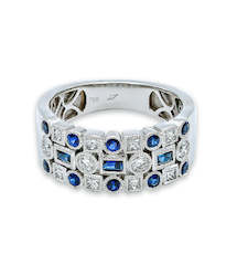 18CT White Gold Sapphire & Diamond Ring