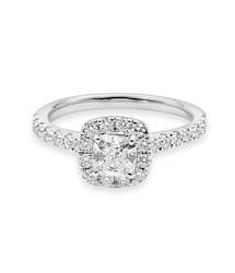 Jewellery: Beautiful Halo Ring