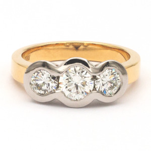 18ct Gold 3 Stone Rubover Set Ring