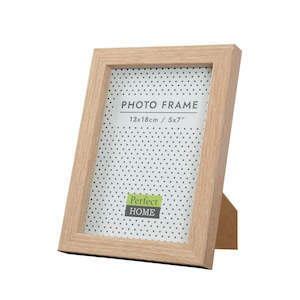 Commercial photography: Porter 5x7 Inch Oak