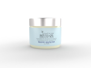 Anti-aging Day Cream with Coenzyme Q10, frankincense, Carrot seed, Lavender and Manuka Oils