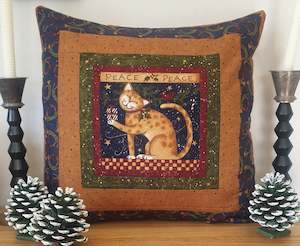 Vintage - Christmas Peace Cat Handmade Quilted Cushion Cover