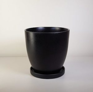 Black Ceramic with Saucer, 31cm