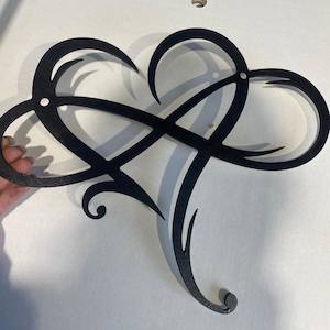 Sales agent for manufacturer: Wooden Infinity Heart