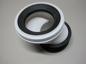 100mm /40mm OFFSET PVC PAN CONNECTOR