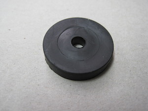 Plumbing goods wholesaling: 12mm Black Washers (4)