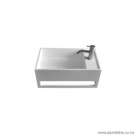 Bathroom and toilet fitting: Axa 500 Wall Basin