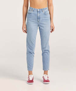 Clothing: Wrangler Drew Mom Slim Jean - Indigo Awakening