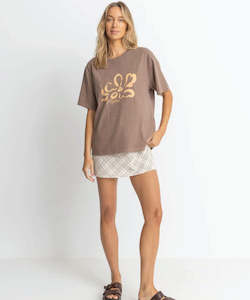 Clothing: Rhythm Sundance Oversized T-Shirt - Chocolate