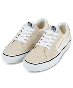 Clothing: Vans SK8 - Low Classic Shoe - White / True White