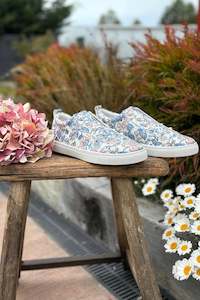 Footwear: Pearl Blush Flower