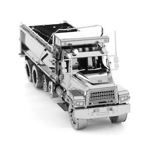 Metal Earth - Freightliner 114SD Dump Truck