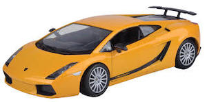 Toy: MotorMax Timeless Legends 1:24 - Lamborghini Gallardo Superleggera (Yellow)