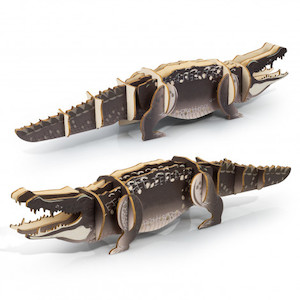 Brandcraft: BRANDCRAFT Crocodile Wooden Model