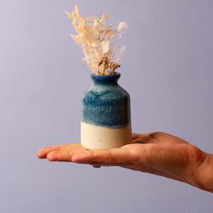 Wholesale trade: Mini Bottle Vase