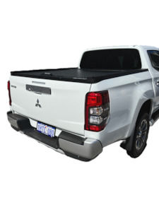 Oz Roo: Mitsubishi Triton (2014-2019) MQ Lockable Roller Ute Tray Cover