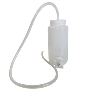 Personal accessories: TrueClot® 1L Squeeze Bottle W/ Tubing And Valve