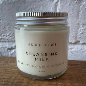 Nude Kiwi Cleansing Milk