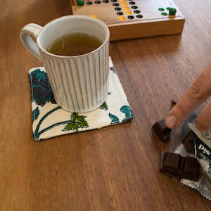 Mugs Keep Cups: Stoneware Mug White Striped