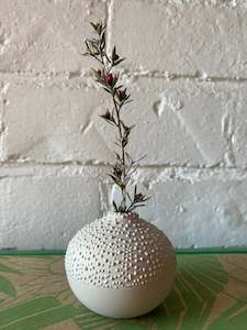 Räder - Cream Beaded - Mini Porcelain Vase