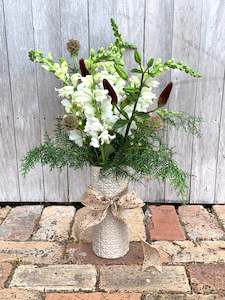 Florist: Christmas Arrangement