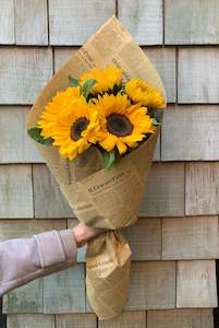 Florist: Pretty Sunflower Bunch