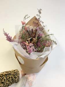 Florist: Dried Bouquet