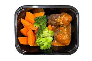 Products: Jerk Beef Koftas with a Caribbean Mango Sauce and Roasted Carrots with Seasonal Greens Finished with Lemon Zest