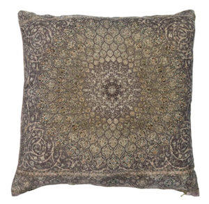 Grace Velvet Carpet Cushion N3