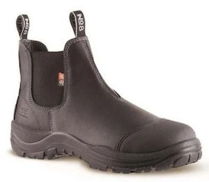 APEX Footwear: Apex Munro Black