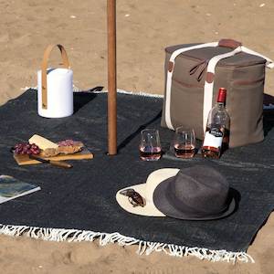 The Catalogue Ombrello Picnic Blanket