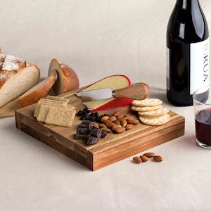 The Catalogue Clamshell Cheese Board