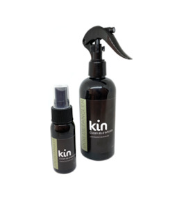 Kin Dog Detangler /  Clean as a Whistle