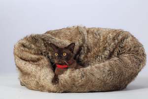 Pet food wholesaling: Donut Bed for Cats