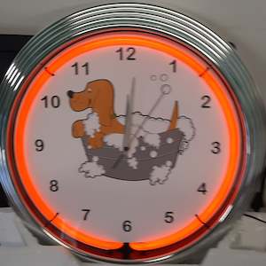 Electric light fittings: Dog in Bubble Bath Neon Clock - NENC-162