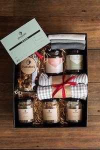 Gift Box - Punnet Deluxe Foodie (with $100 gift voucher) Pre-order