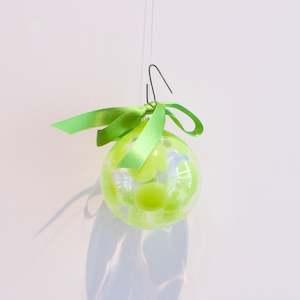 MH: Bauble - green