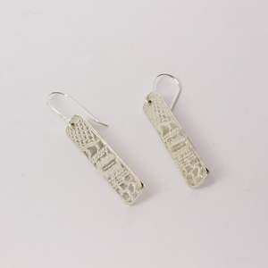 JMU153: Long lace earrings