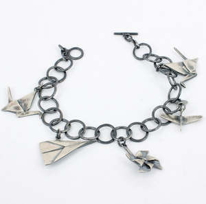 RF135: Flight charm bracelet