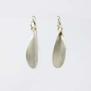 Jewellery: RB: Kauri leaf earrings, small, silver