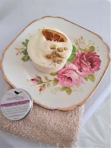 Royal Albert 'American Beauty' Dish with Orange & Patchouli Salt Bar