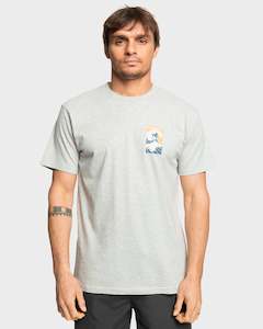 Clothing wholesaling: Mens Tsunami T-Shirt