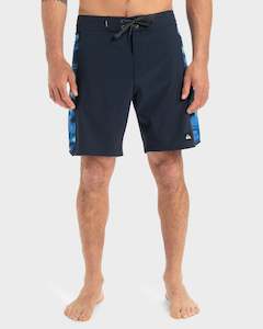 Clothing wholesaling: Mens Surfsilk Arch 18 Inch Boardshorts