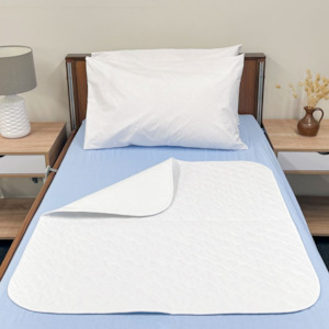 Bed Protectors: Washable bed pad in super white - 2500 ml absorbency