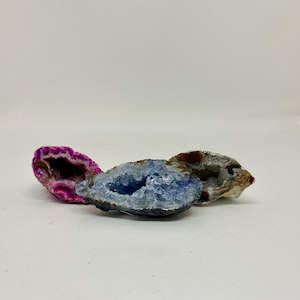 Lazuli Raglan Boxed Agate Geode Crystal