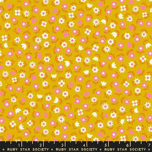 Fabrics textile: Floral in Goldenrod Fat Quarter- Picture Book Kimberly Kight Ruby Star Society