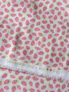 Strawberries Pink Double Gauze - Sevenberry Japan for Robert Kaufman Fabrics